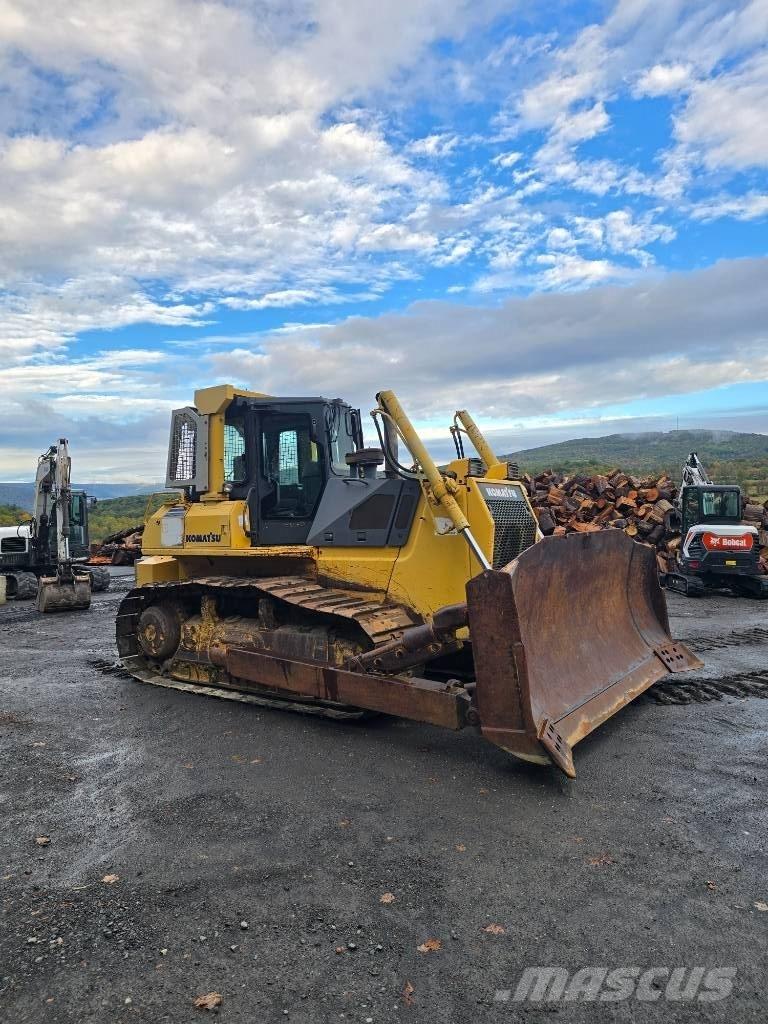 Komatsu D 65 EX-15 L Гусеничні бульдозери