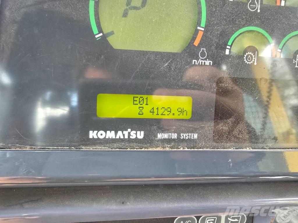 Komatsu D 65 EX-15 L Гусеничні бульдозери