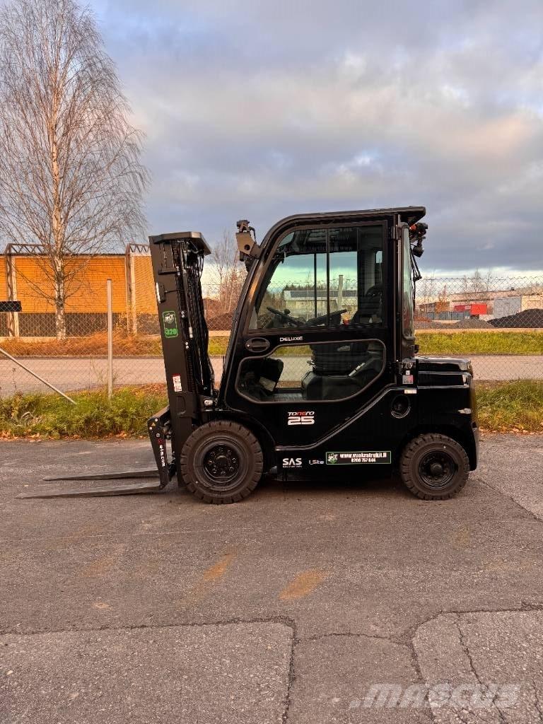 Toyota 52-8 FDF 25 Дизельні навантажувачі