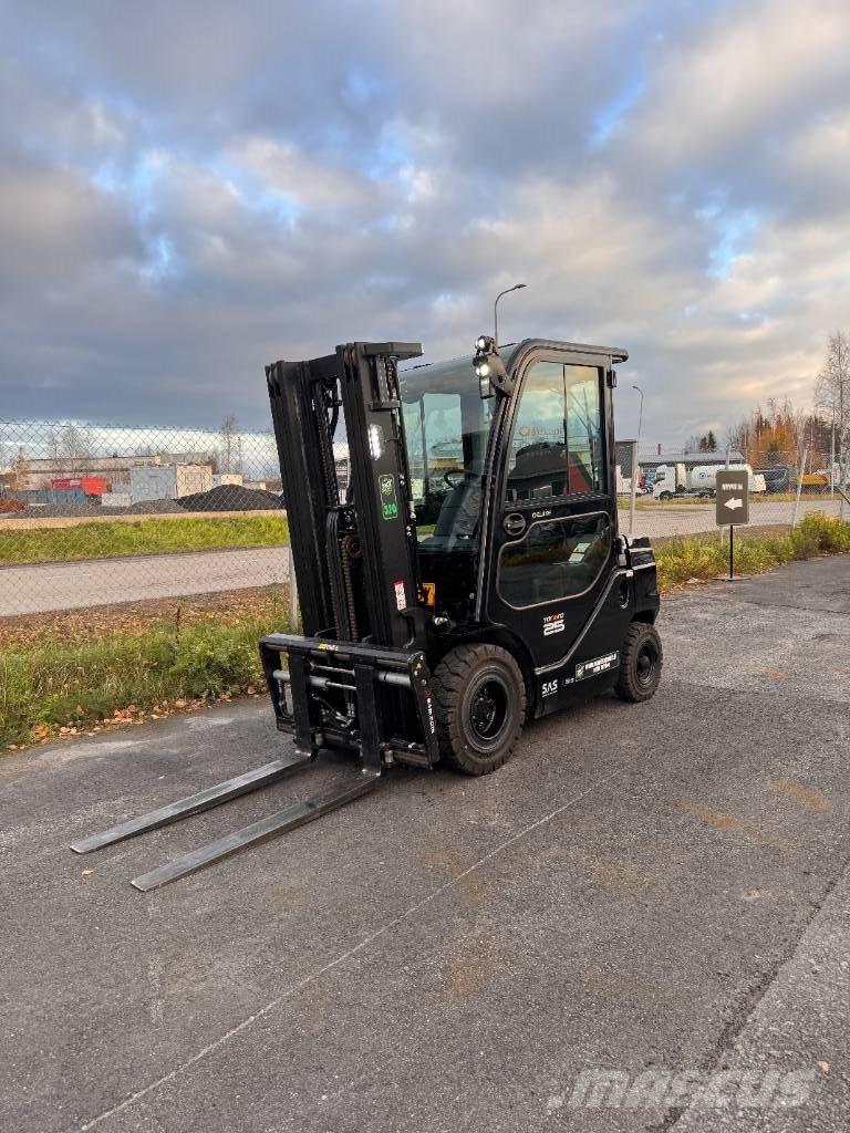 Toyota 52-8 FDF 25 Дизельні навантажувачі