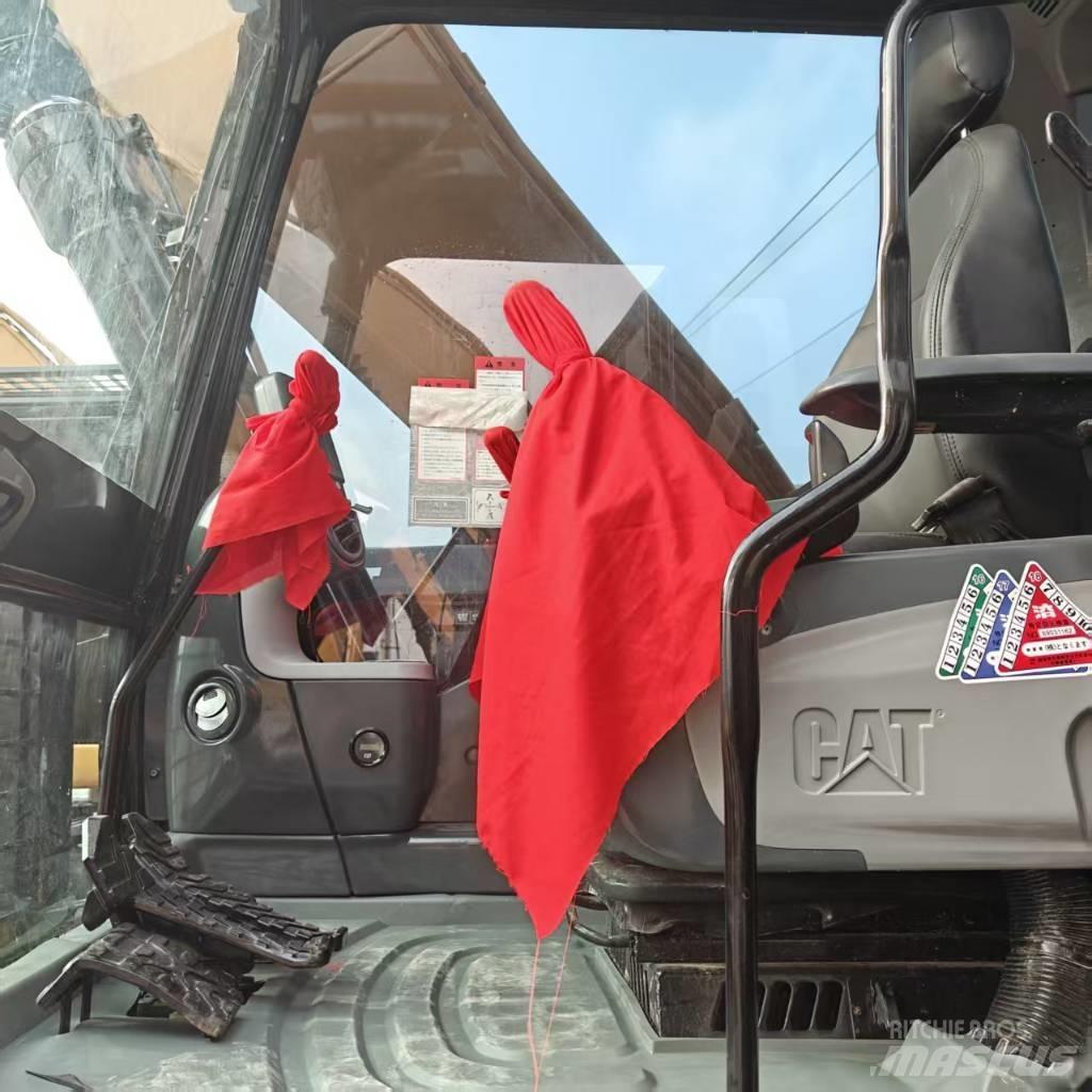CAT 326DL Гусеничні екскаватори
