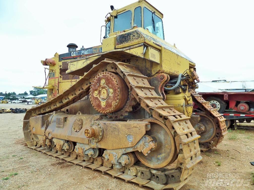 CAT D 11 N Гусеничні бульдозери