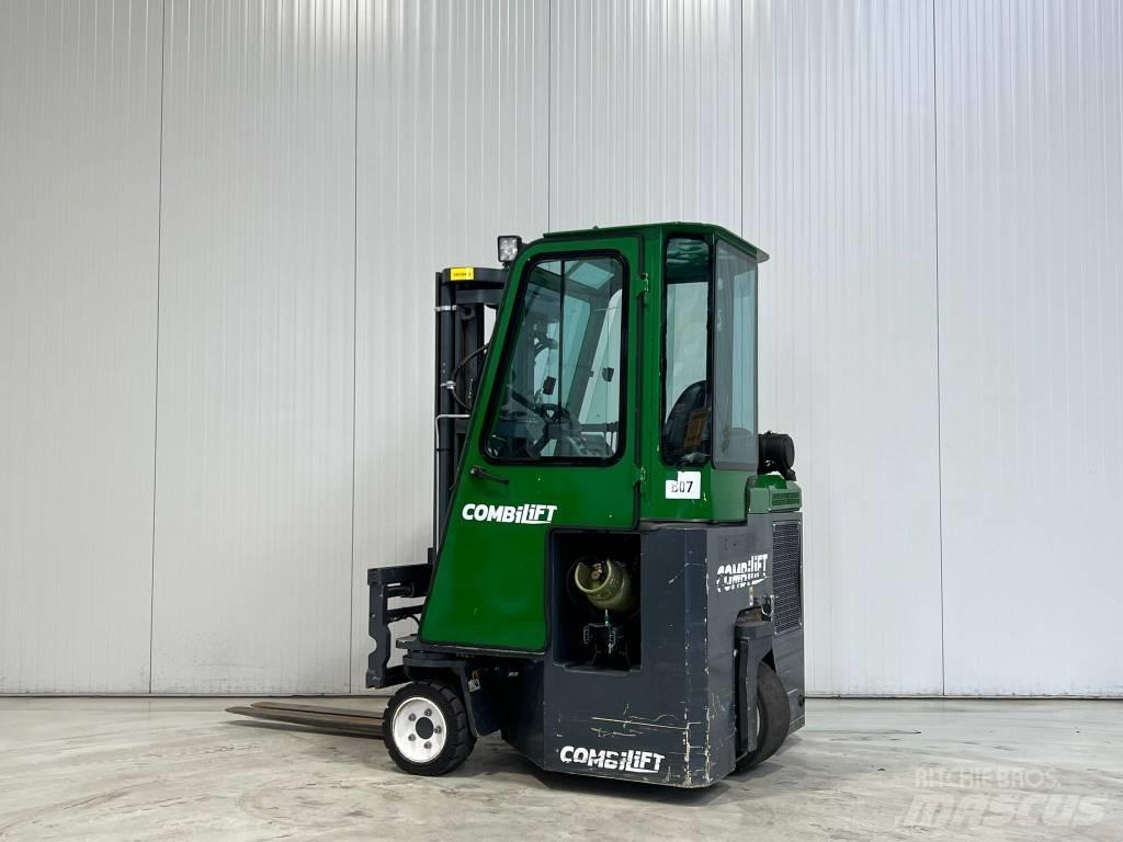 Combilift CB2500 lpg Чотириходові річ-траки