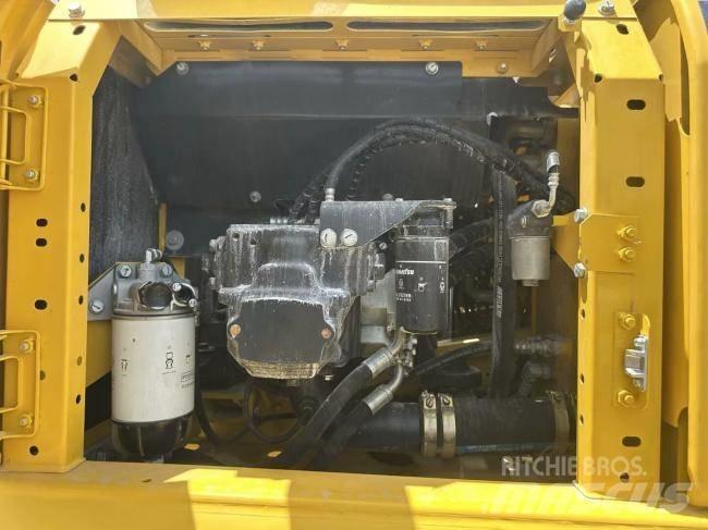 Komatsu PC 240-8 Гусеничні екскаватори