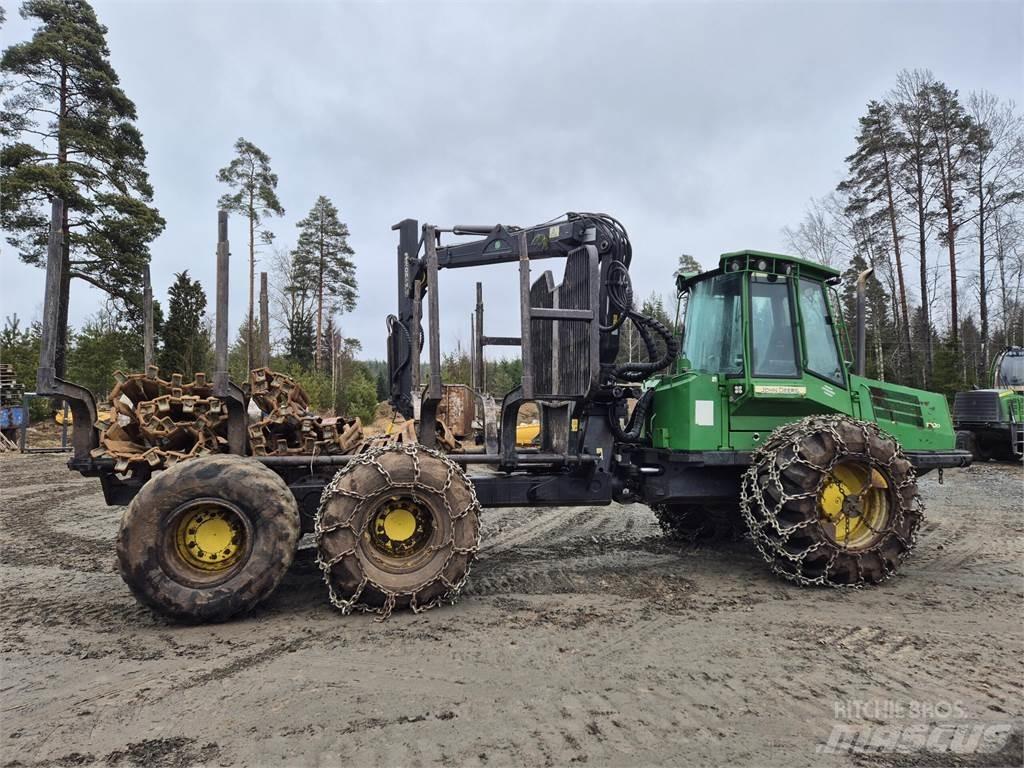 John Deere 1110D Форвардери