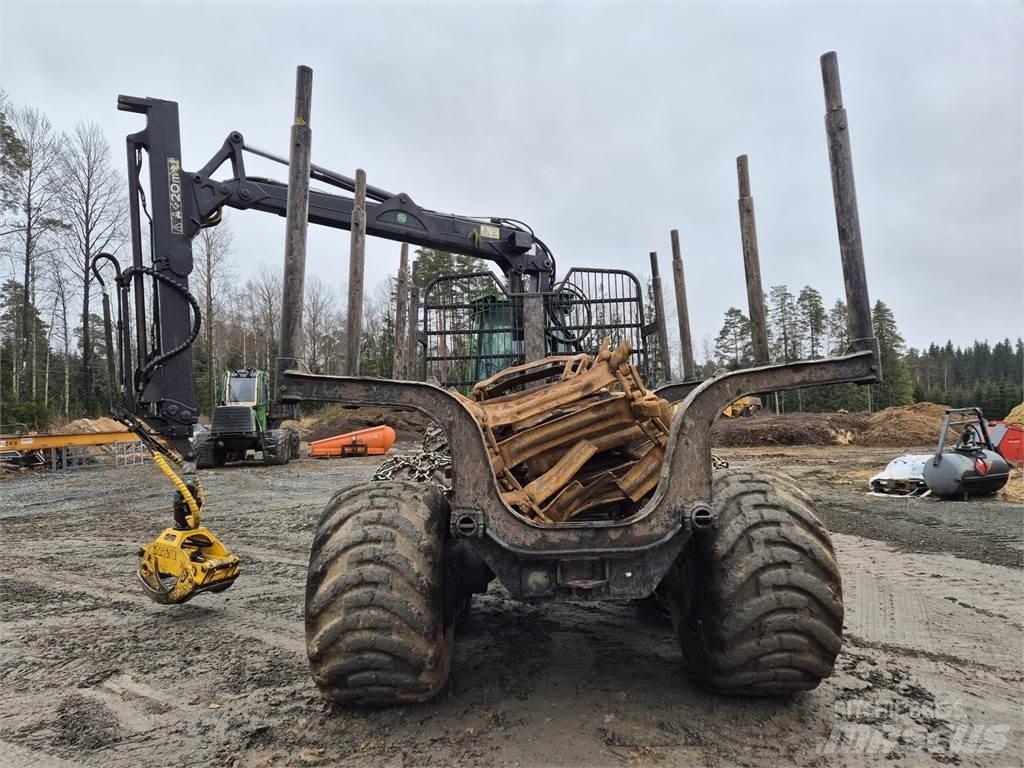 John Deere 1110D Форвардери