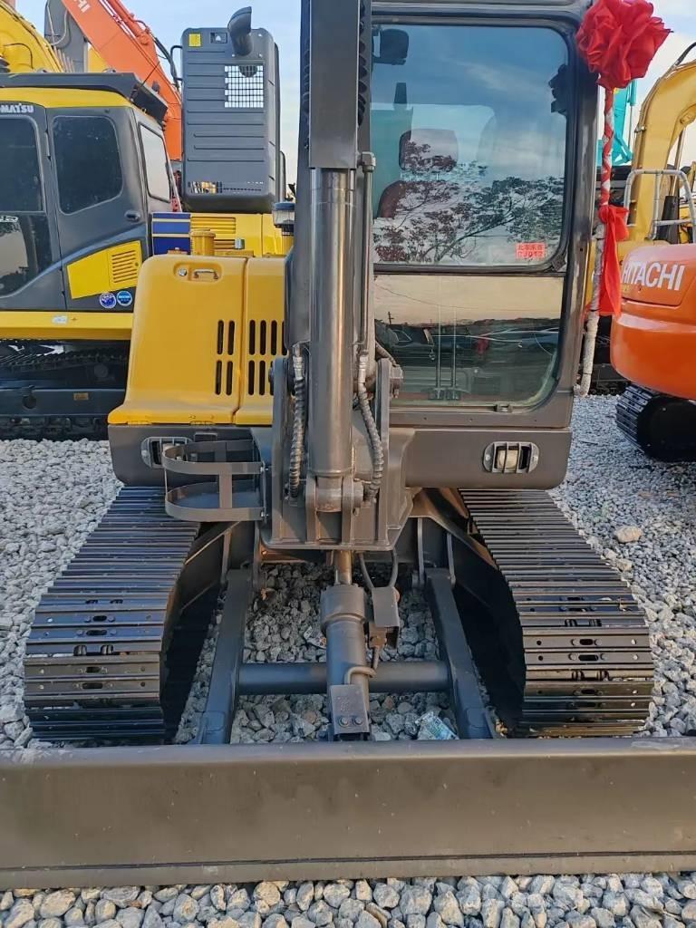 Volvo ec60 Гусеничні екскаватори