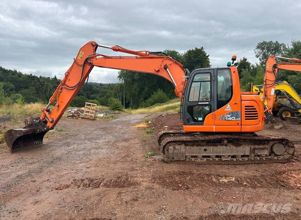 Doosan DX 140 LCR-3 Гусеничні екскаватори