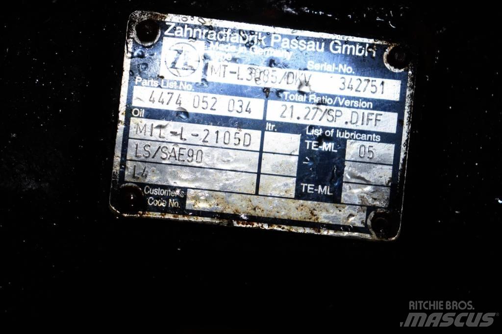 Ljungby L12 Шасі