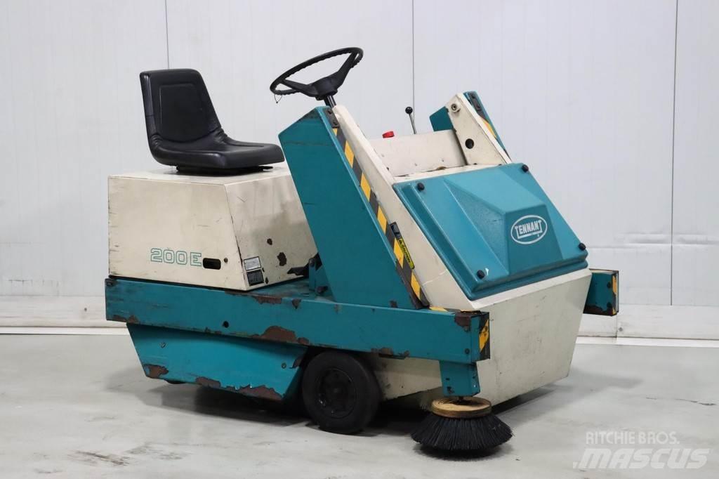 Tennant 200E Підмітальні машини