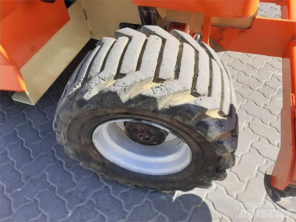 JLG 4394RT Підйомники-ножиці