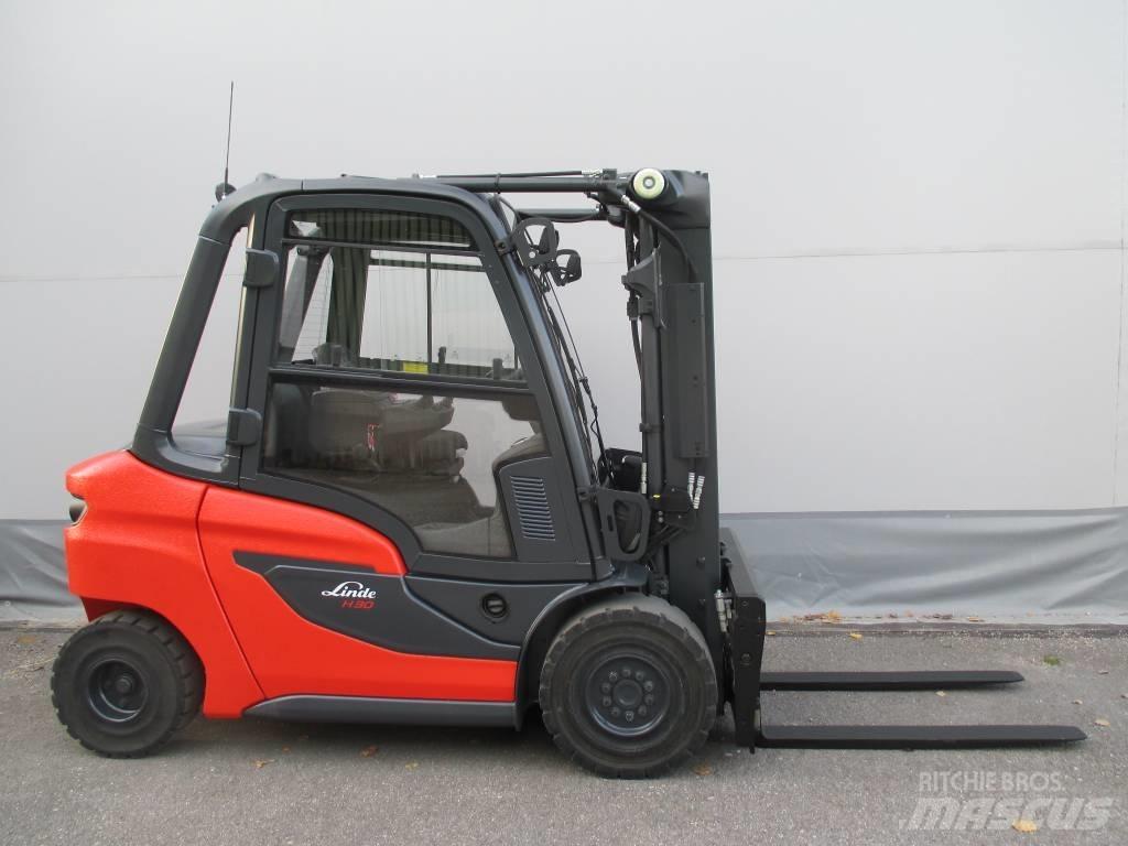 Linde H30D Дизельні навантажувачі