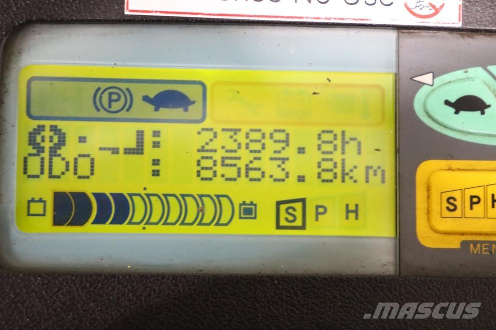 Toyota 7FBMF30 Електронавантажувачі