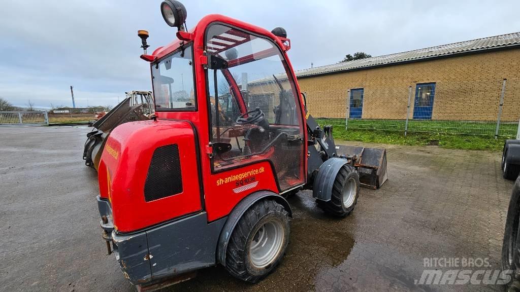 VM Loader 1036 Малі навантажувачі