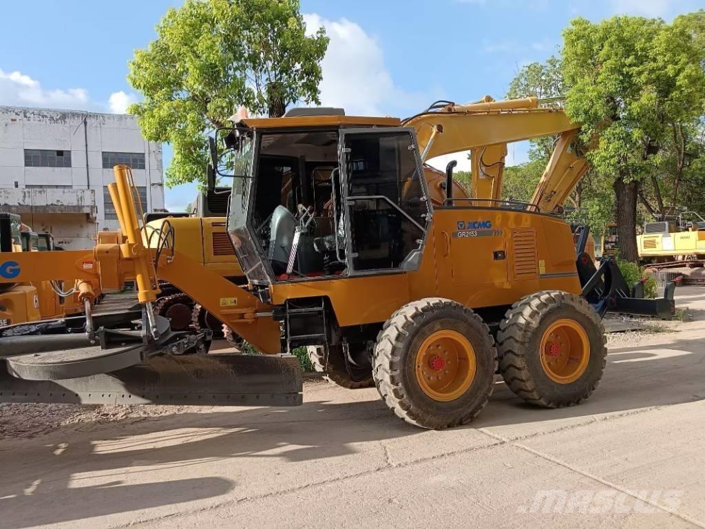 XCMG GR 2153 Грейдери