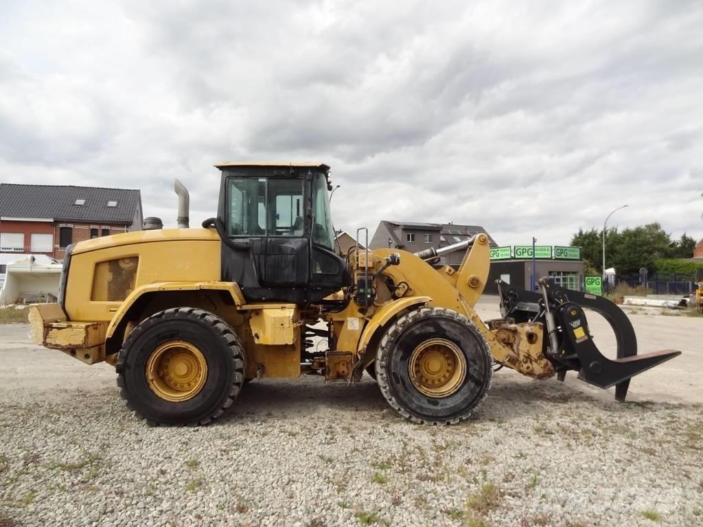CAT 938 M Фронтальні навантажувачі