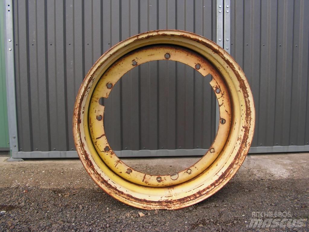 John Deere 8100 Колеса