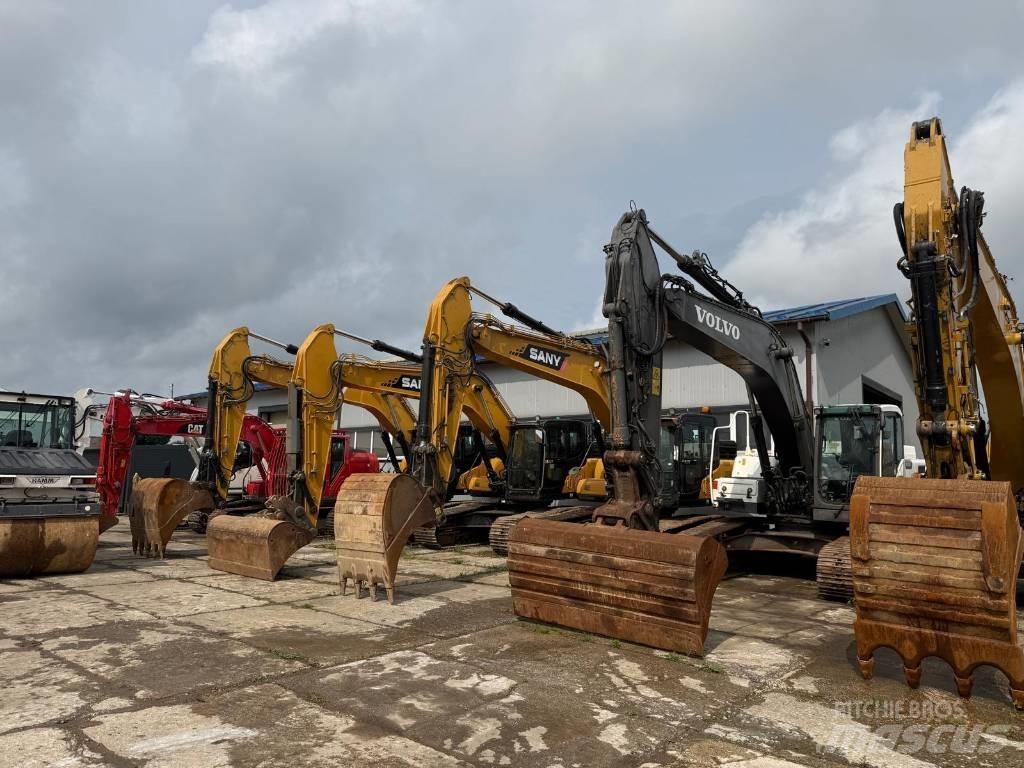 CAT 330 FLN Екскаватори з великим вилітом