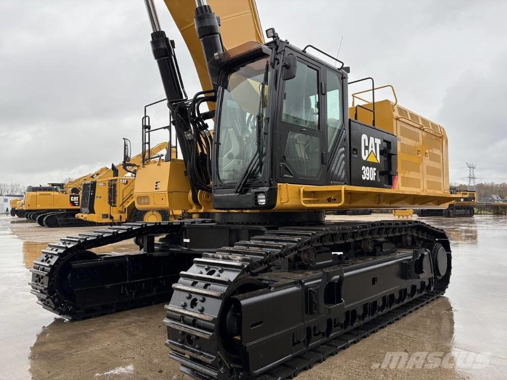 CAT 390F Long Reach Екскаватори з великим вилітом