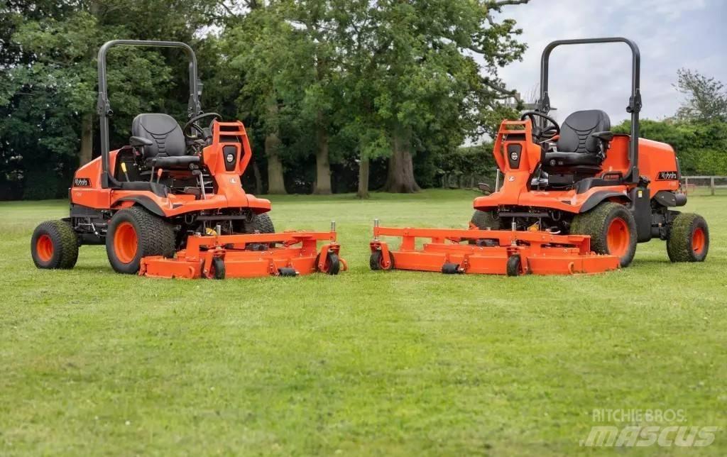 Kubota F251E (2WD) Навісні та причіпні косарки