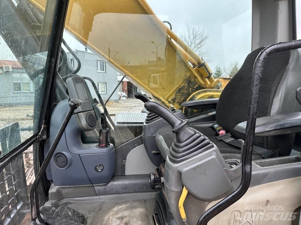 CAT 336 Гусеничні екскаватори