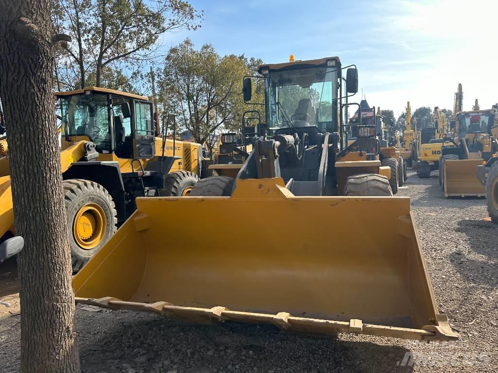 XCMG LW 500 GV Фронтальні навантажувачі
