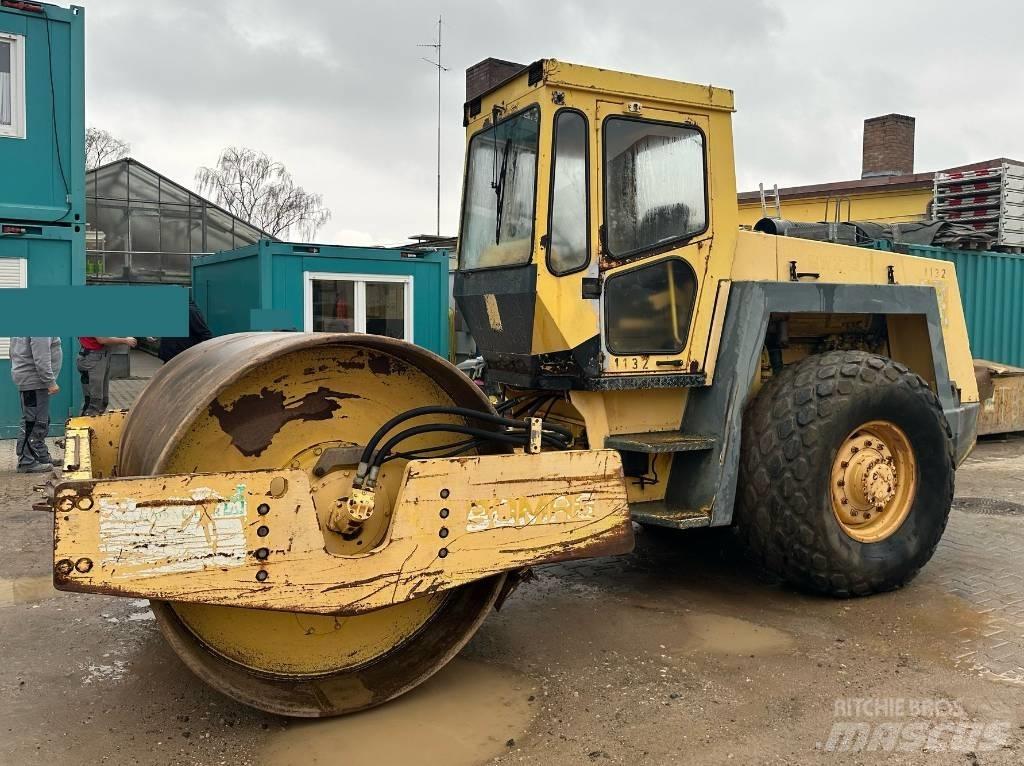 Bomag BW 213 D Грунтові котки