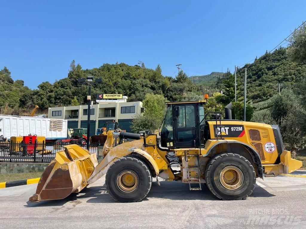 CAT 972M II Фронтальні навантажувачі