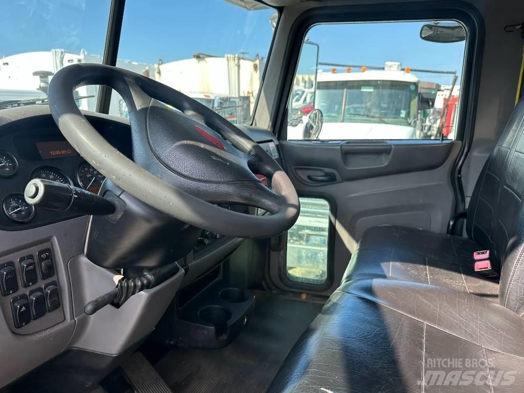 Peterbilt 348 Сміттєвози