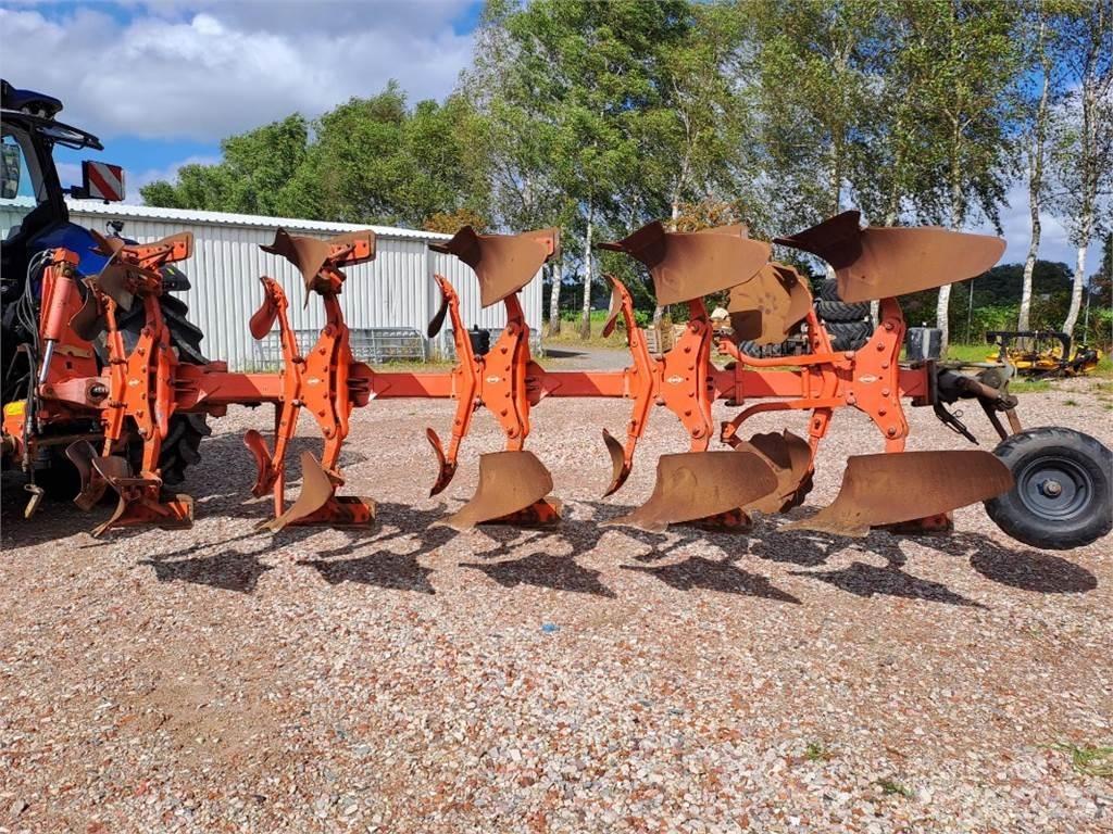Kuhn VM 152 5T Плуги