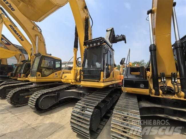 Komatsu PC 300-8 Гусеничні екскаватори