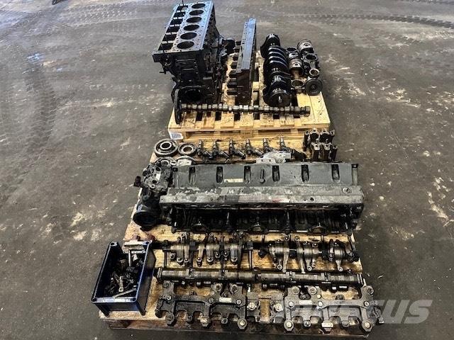 Cummins ISME420-30 Двигуни