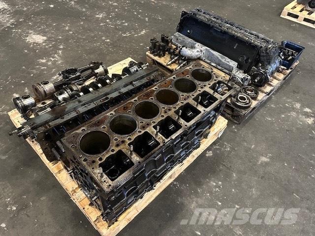 Cummins ISME420-30 Двигуни