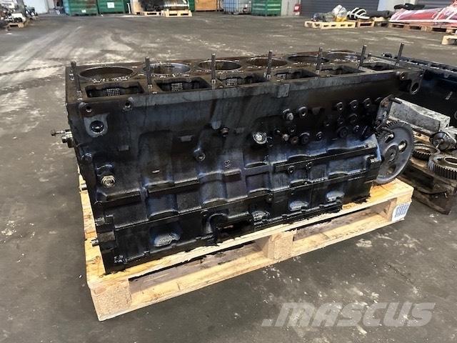 Cummins ISME420-30 Двигуни