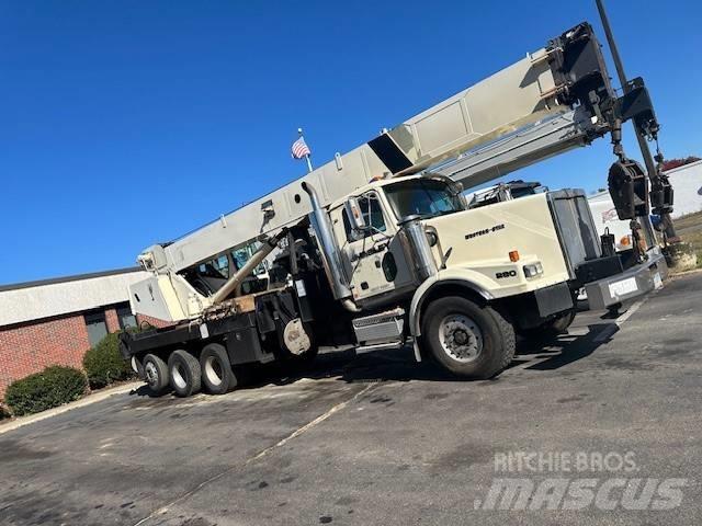 National Crane 1800 Гусеничні крани