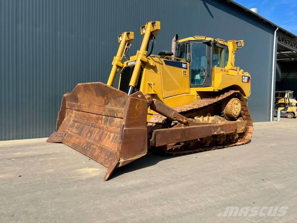 CAT D8T Гусеничні бульдозери