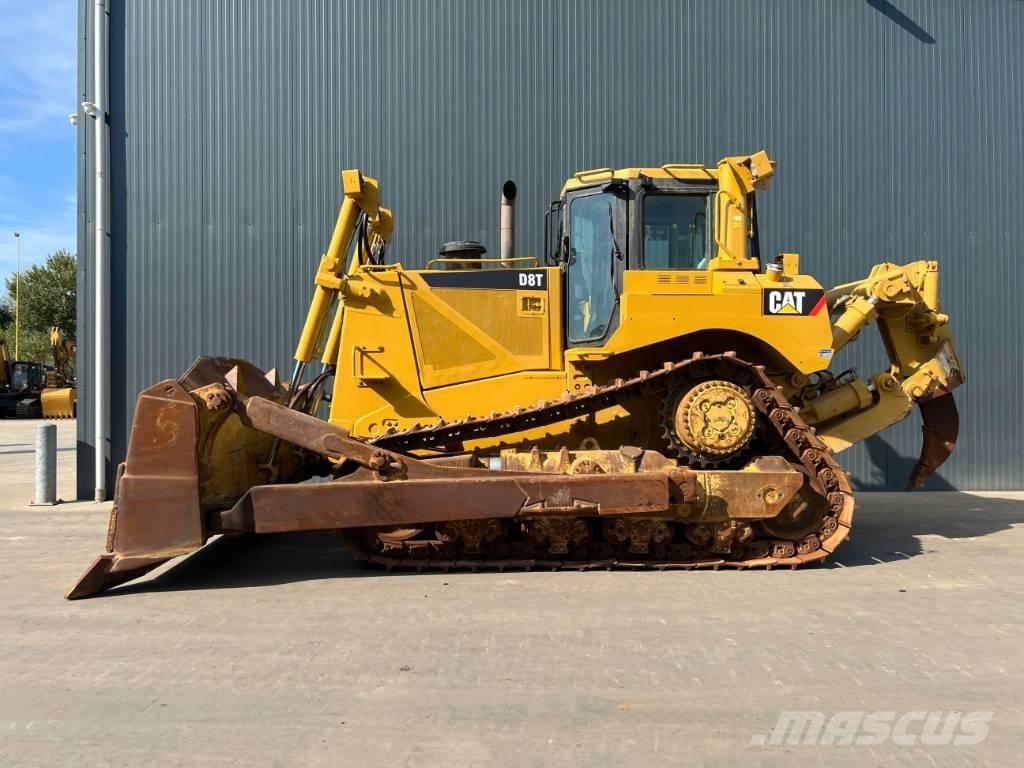 CAT D8T Гусеничні бульдозери