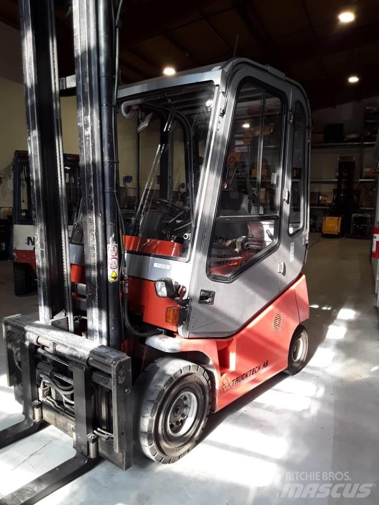 BT CBE 25 Електронавантажувачі