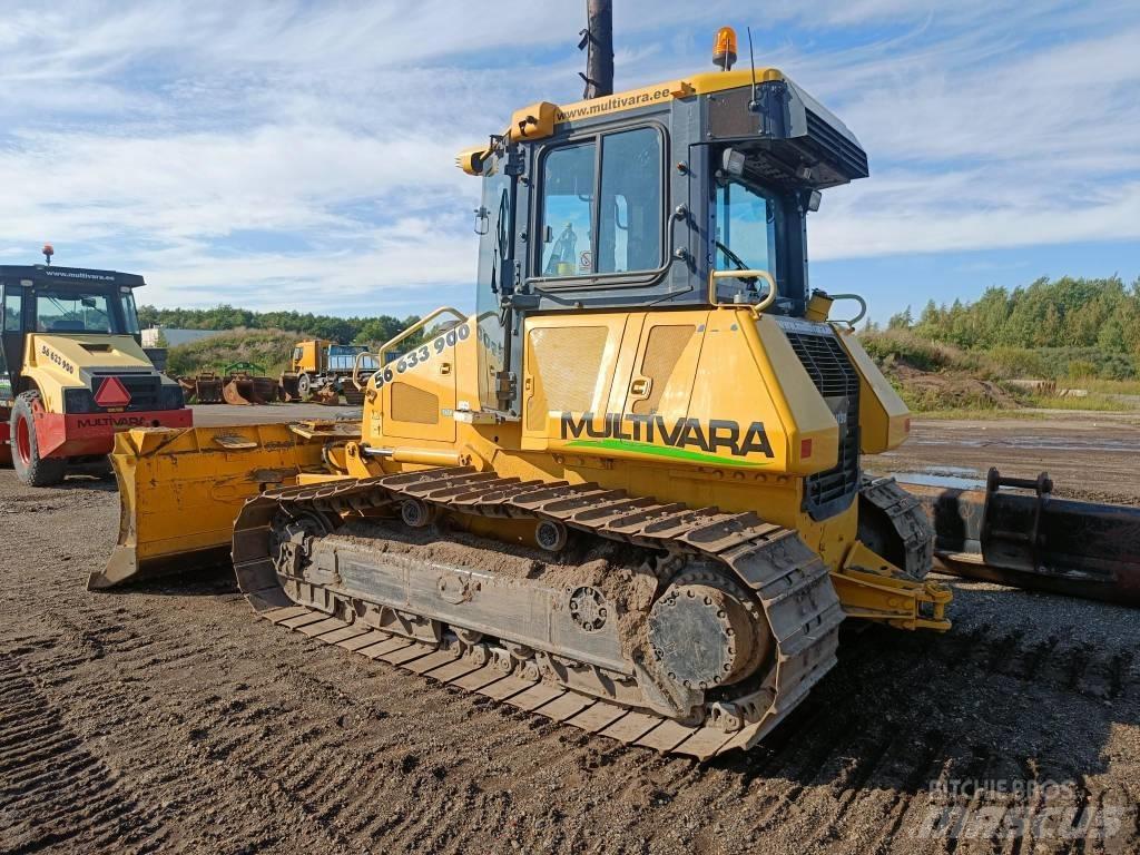 Komatsu D51PX-22 Гусеничні бульдозери