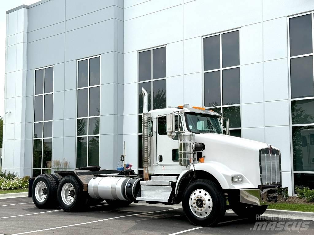 Kenworth T800 Тягачі