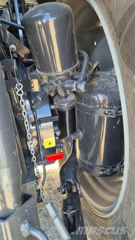 Deutz-Fahr 7250 TTV Трактори