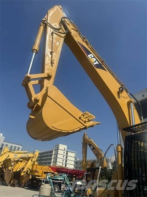 CAT 320 C L Гусеничні екскаватори