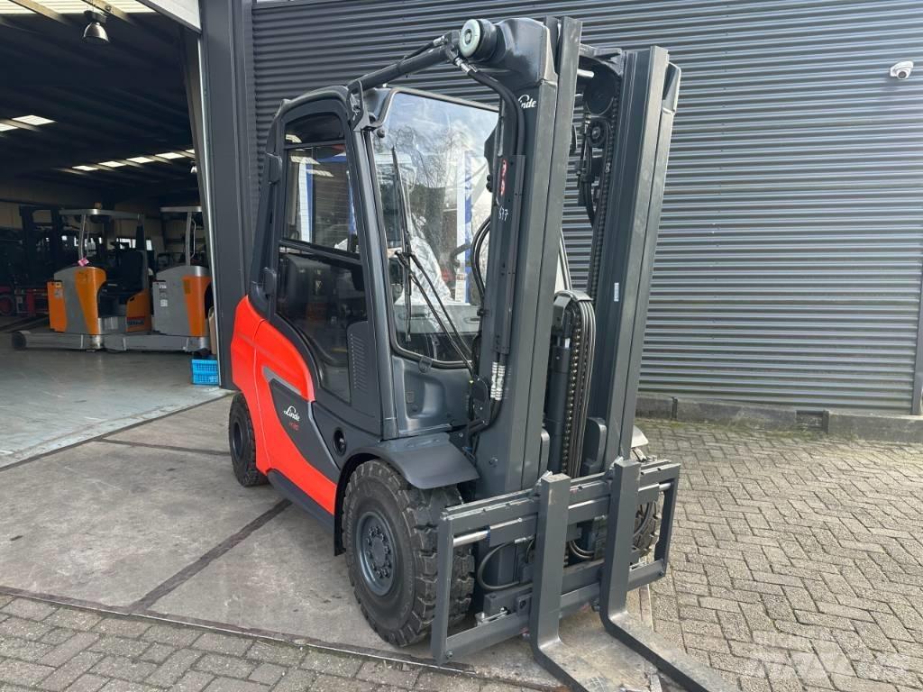 Linde H30D-01 Дизельні навантажувачі