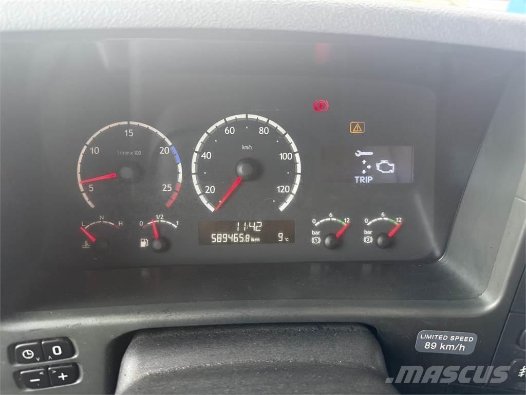 Scania P270 4X2 Автокрани