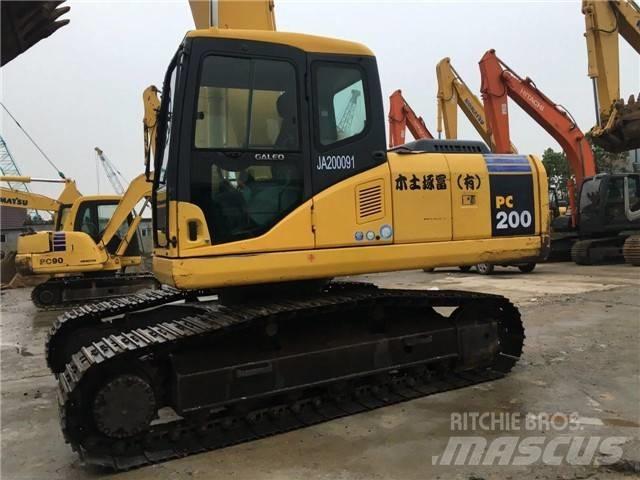 Komatsu pc200-7 Гусеничні екскаватори