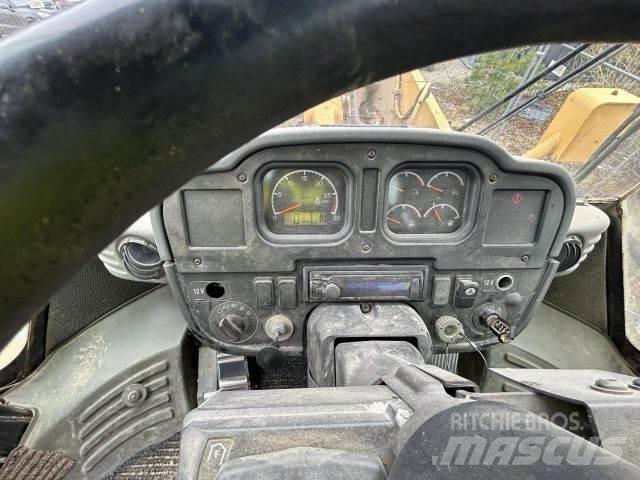 CAT 962H Фронтальні навантажувачі