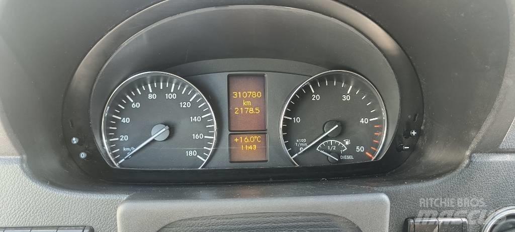 Mercedes-Benz 319 Контейнер