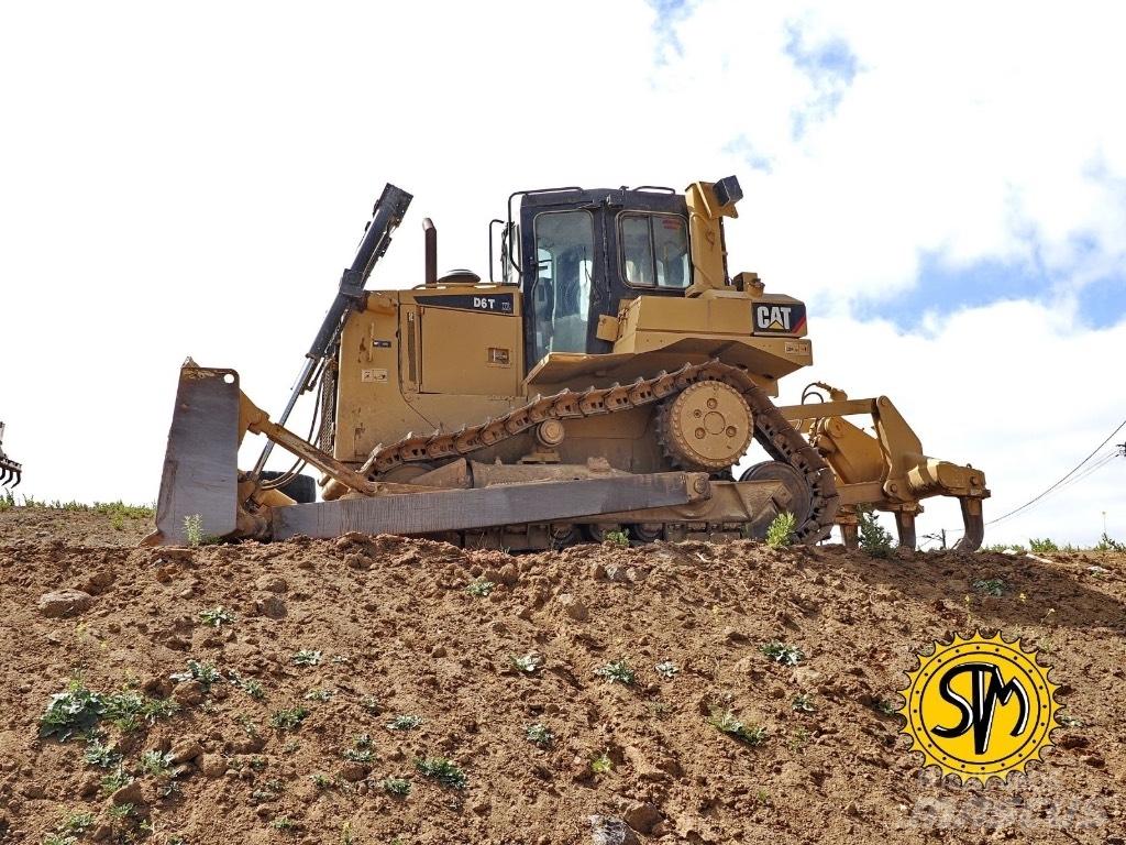 CAT D 6 T XL Гусеничні бульдозери
