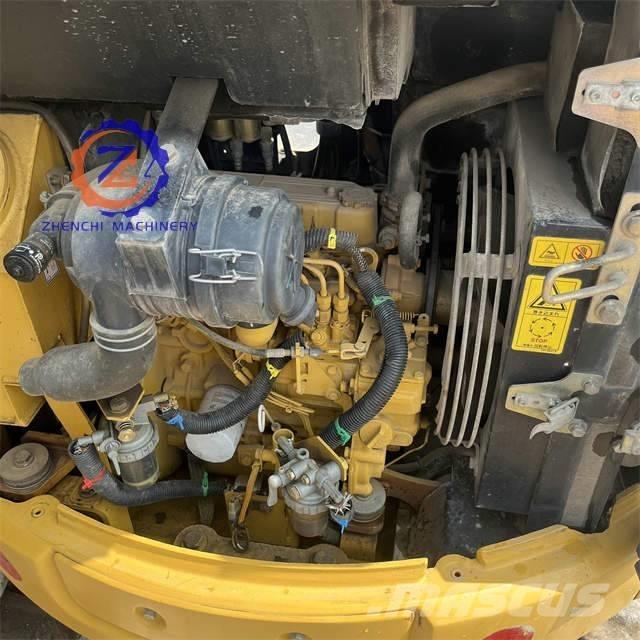 CAT 303 Міні-екскаватори < 7т