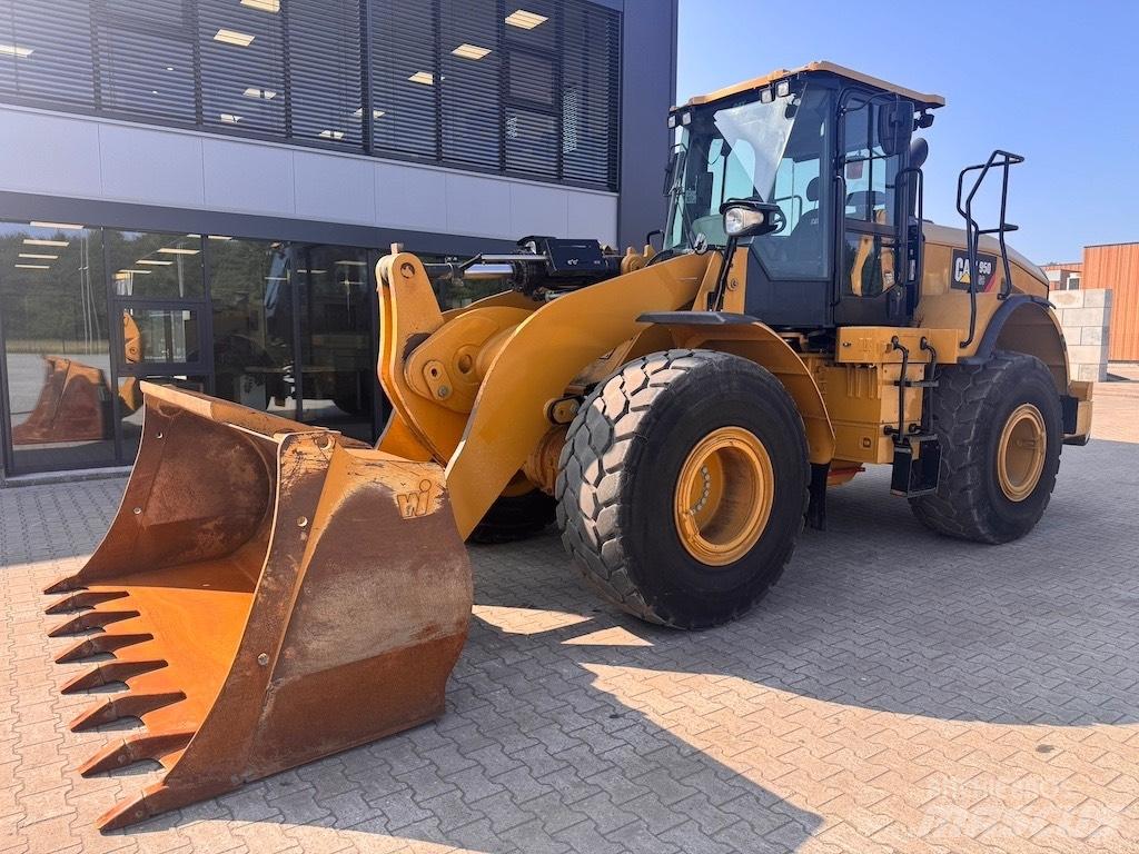 CAT 950 GC Фронтальні навантажувачі